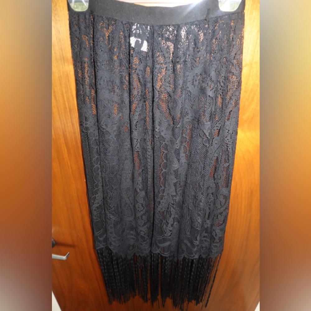 SHEIN Black Lace Maxi Skirt - Picture 5 of 5